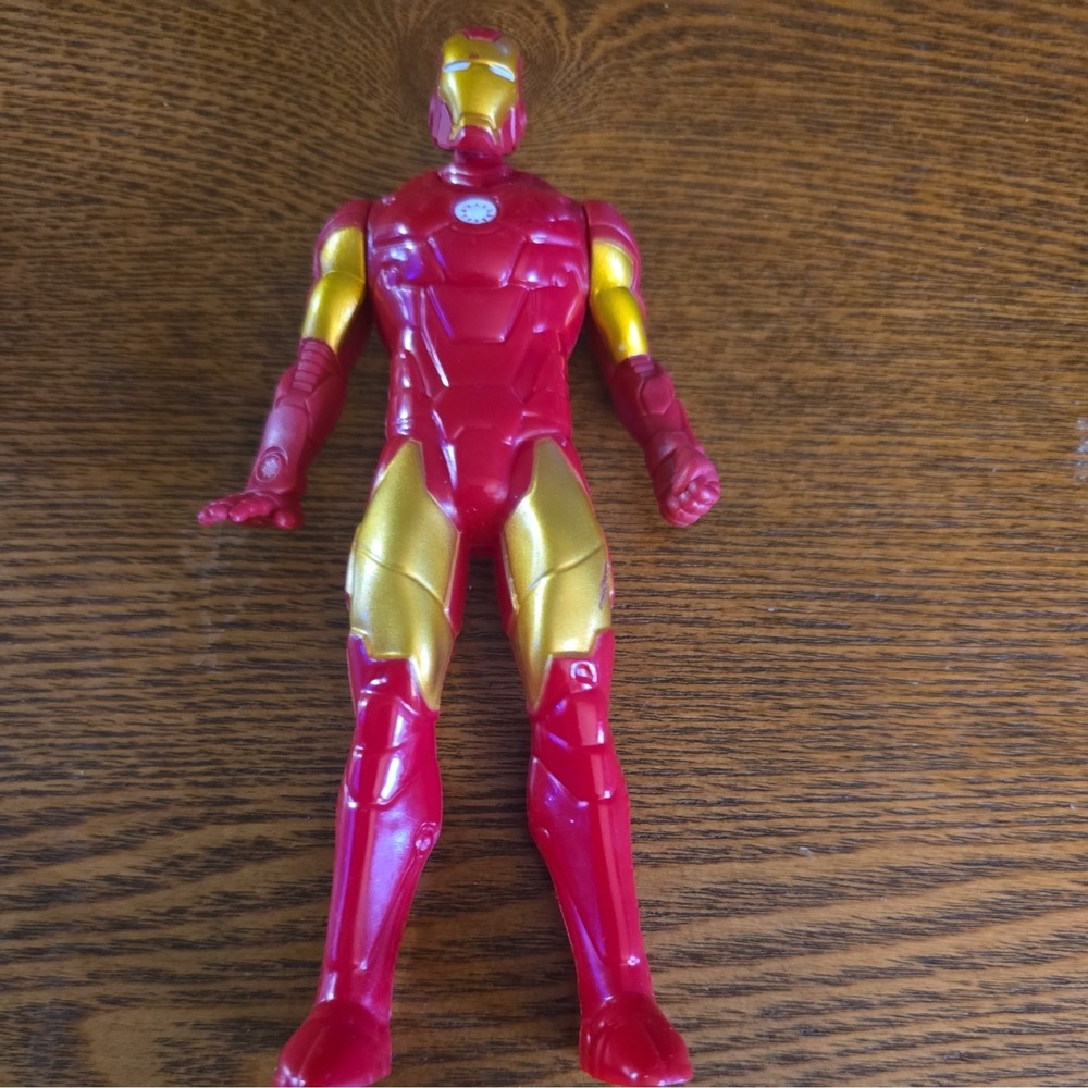 Iron Man Action Figure Marvel Hasbro The Avengers 2015‎